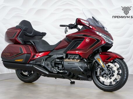2025 Honda GL 1800 Gold Wing, красный, 3599000 рублей, вид 4