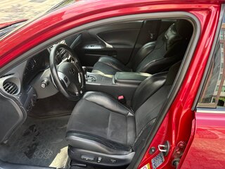 2011 Lexus IS 250 II Рестайлинг 2, красный, 1600000 рублей, вид 2