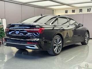 2025 Audi A6 45 TFSI Long V (C8) Рестайлинг, чёрный, 6077055 рублей, вид 4