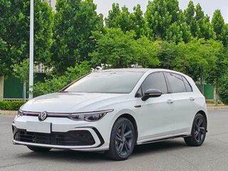 2022 Volkswagen Golf VIII, белый, 2250000 рублей, вид 1