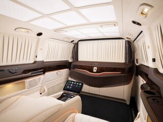 2026 Mercedes-Benz V-Класс Extra Long 300 d экстра длинный III (W447) Рестайлинг 2, чёрный, 44990000 рублей, вид 5