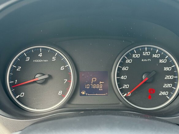 2014 Mitsubishi Outlander III, чёрный - вид 14