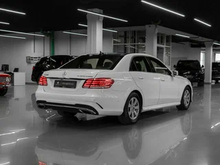 2015 Mercedes-Benz E-Класс 300 CDI  BlueTEC IV (W212, S212, C207) Рестайлинг, белый, 1880000 рублей, вид 5