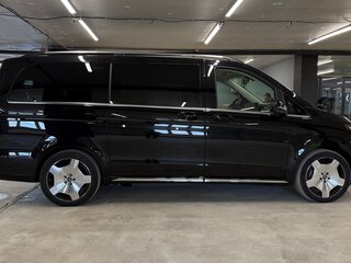 2026 Mercedes-Benz V-Класс Long 300 d длинный III (W447) Рестайлинг 2, чёрный, 17300000 рублей, вид 5