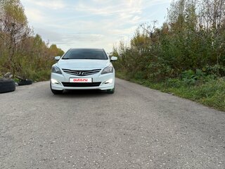 2015 Hyundai Solaris I Рестайлинг, белый, 1020000 рублей, вид 3