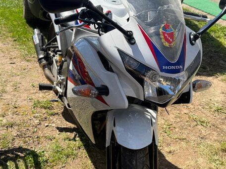 2011 Honda CBR 250R, белый, 255000 рублей, вид 3