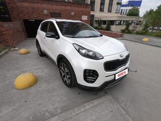 2018 Kia Sportage IV, белый, 1800000 рублей, вид 3