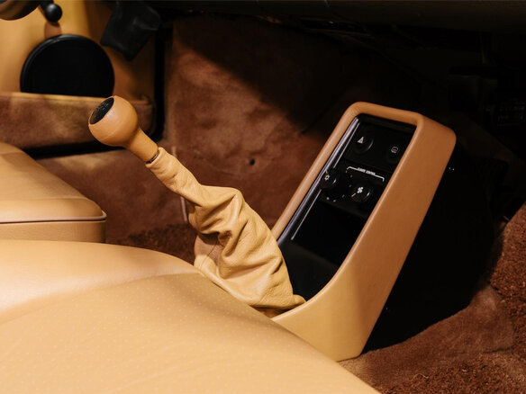 1989 Porsche 911 Carrera II (911, 930), чёрный - вид 23