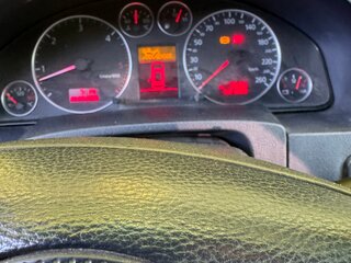 1998 Audi A6 II (C5), серебристый, 500000 рублей, вид 4