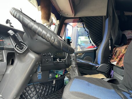 2013 Volvo FH, синий, 3400000 рублей, вид 5