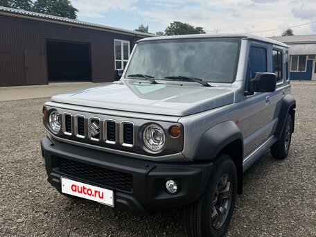 2025 Suzuki Jimny IV, серебристый, 3650000 рублей, вид 2