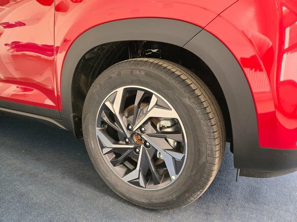 2025 Solaris HC, красный, 3645000 рублей - вид 4