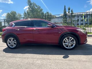 2017 Infiniti QX30, красный, 1650000 рублей, вид 3