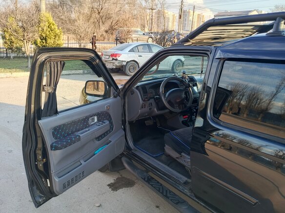 2000 Nissan Xterra I, чёрный, 600000 рублей - вид 17