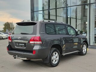 2011 Toyota Land Cruiser 200 Series, серый, 2850000 рублей, вид 5