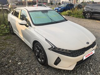2020 Kia K5 III, белый, 2350000 рублей, вид 2