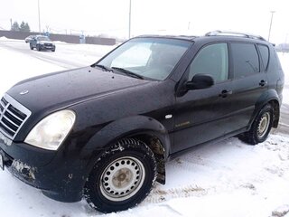 2011 SsangYong Rexton II, чёрный, 950000 рублей, вид 4