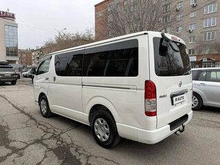 2015 Toyota HiAce H200 Рестайлинг, белый, 2779000 рублей, вид 2