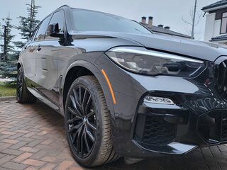 2021 BMW X5 40i IV (G05/G18), чёрный, 6190000 рублей, вид 1