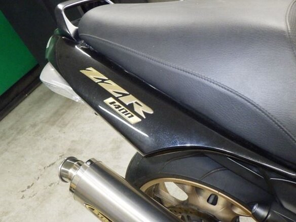 2010 Kawasaki ZZR 1400, чёрный, 644000 рублей - вид 8