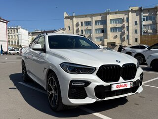 2021 BMW X6 30d III (G06), белый, 9500000 рублей, вид 1