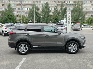 2023 Geely Atlas Pro, серый, 1791699 рублей, вид 4
