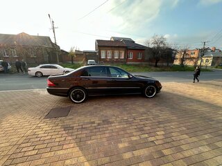 2005 Mercedes-Benz S-Класс 500 Long IV (W220) Рестайлинг, фиолетовый, 1200000 рублей, вид 4