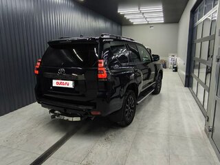 2021 Toyota Land Cruiser Prado 150 Series Рестайлинг 3, чёрный, 6800000 рублей, вид 5