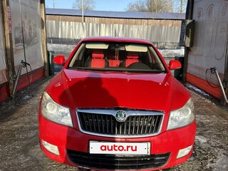 2011 Skoda Octavia II (A5) Рестайлинг, красный, 600000 рублей, вид 2
