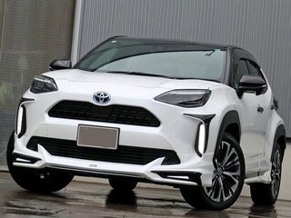 2023 Toyota Yaris Cross I, белый, 1445000 рублей, вид 4