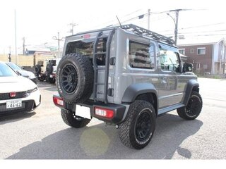 2023 Suzuki Jimny Sierra IV, серый, 1867000 рублей, вид 5