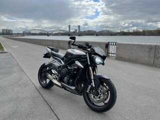 2018 Triumph Street Triple, серый, 650000 рублей, вид 2