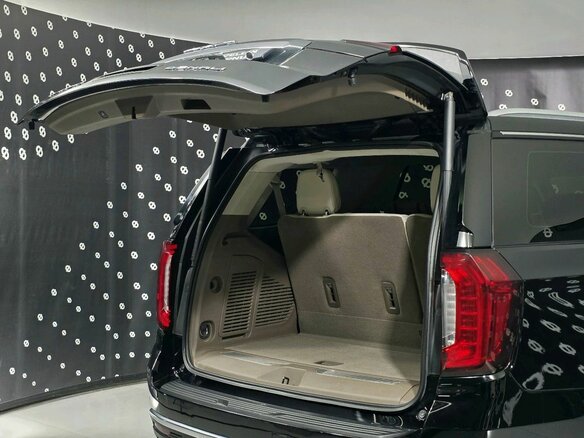 2022 GMC Yukon V, чёрный, 7790000 рублей - вид 28