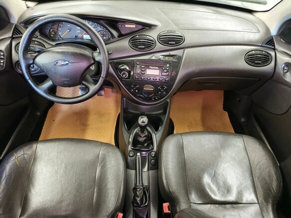 2004 Ford Focus I Рестайлинг, чёрный - вид 9