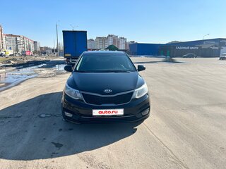2016 Kia Rio III Рестайлинг, чёрный, 870000 рублей, вид 2