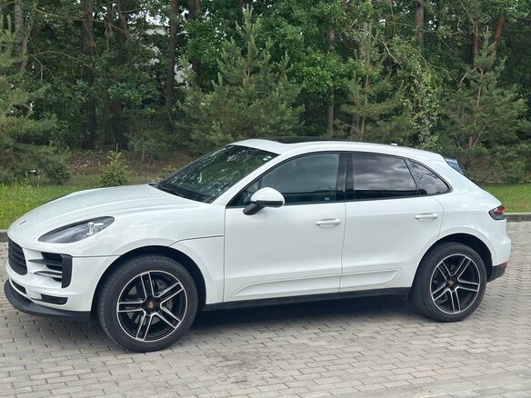 2021 Porsche Macan S I Рестайлинг, белый, 4500000 рублей - вид 11