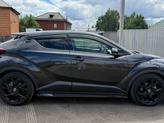 2019 Toyota C-HR I, чёрный, 1999999 рублей, вид 4