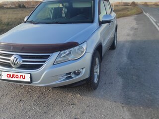 2009 Volkswagen Tiguan I, серебристый, 1000000 рублей, вид 1