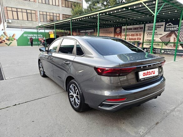 2023 Geely Emgrand II, серый, 1650000 рублей - вид 8