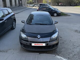 2012 Renault Megane III Рестайлинг, серый, 400000 рублей, вид 1
