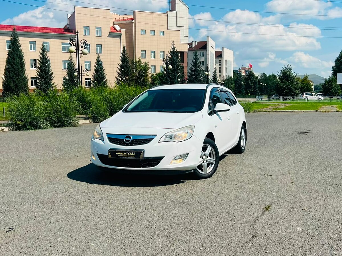 Открыть фотографии: Opel Astra J