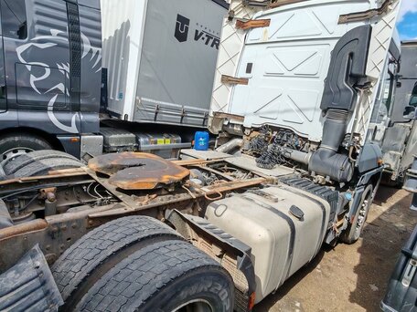 2018 Ford Cargo, белый, 1747000 рублей, вид 3