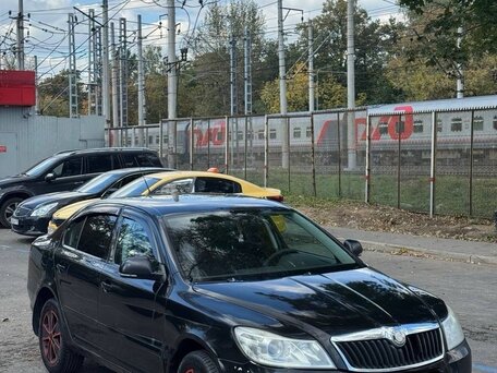 2008 Skoda Octavia II (A5) Рестайлинг, чёрный, 360000 рублей, вид 3