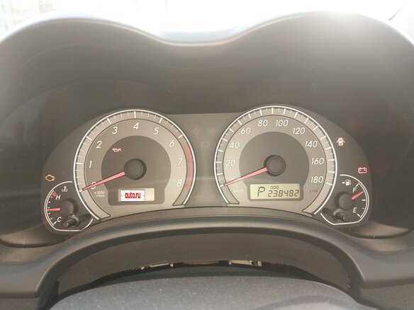 2010 Toyota Corolla Fielder X (E140, E150) Рестайлинг, белый, 650000 рублей - вид 6