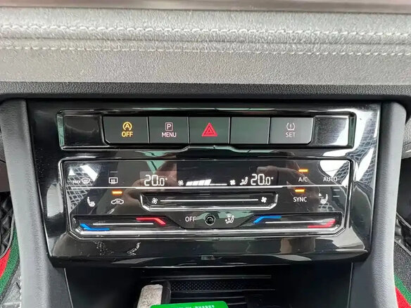 2023 Jetta VS7 I Рестайлинг 1, чёрный, 1656000 рублей - вид 15