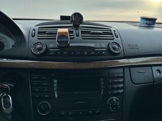 2002 Mercedes-Benz E-Класс 240 III (W211, S211), чёрный, 630000 рублей, вид 3