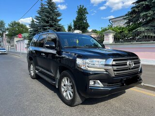 2015 Toyota Land Cruiser 200 Series Рестайлинг 2, чёрный, 5400000 рублей, вид 1