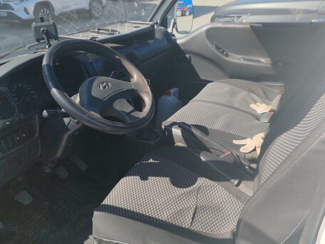 2007 Hyundai Porter, белый, 600000 рублей, вид 3