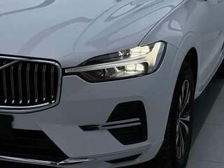 2022 Volvo XC60 II Рестайлинг, белый, 5000666 рублей, вид 3