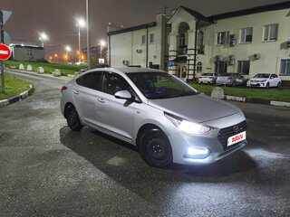 2017 Hyundai Solaris II, серебристый, 620000 рублей, вид 1